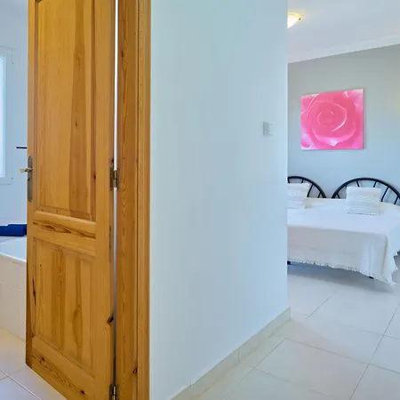 Semesterbostad Casa Piedra By Interhome